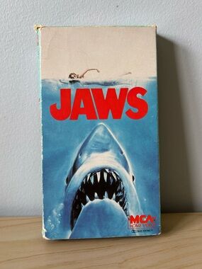 MCA Home Video Jaws VHS Movie - Tested 📼 🦈